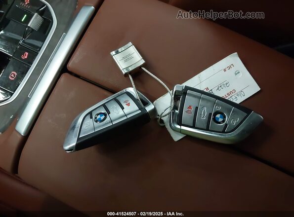 5UXCX6C01N9M34758 2022 BMW X7 Black Вид панелі приладів