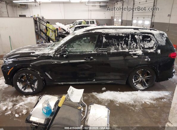 5UXCX6C01N9M34758 2022 BMW X7 Black Панорамний вид салону 360°