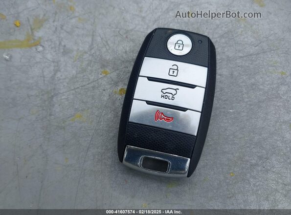 5XYPHDA59LG707153 2020 KIA SORENTO Белый Вид панели приборов