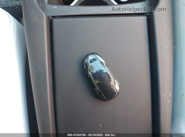 5YJSA1E42KF332002 2019 TESLA MODEL S Серый Вид панели приборов