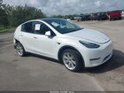 2023 Tesla Model Y   White vin: 7SAYGDEE3PA123054