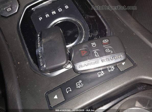 SALVP2RX7KH329773 2019 LAND ROVER RANGE ROVER EVOQUE Красный Вид панели приборов