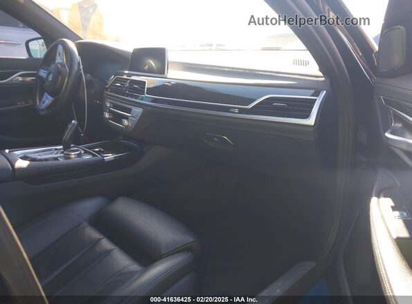 WBA7T2C06NCJ31319 2022 BMW OTHER Dark Blue Widok wnętrza z przodu