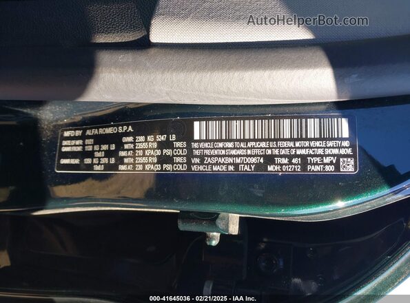 ZASPAKBN1M7D09674 2021 ALFA ROMEO STELVIO Green Вид підкапотного простору