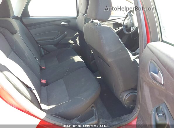 1FADP3K26HL231868 2017 FORD FOCUS Red Vista de la etiqueta del VIN