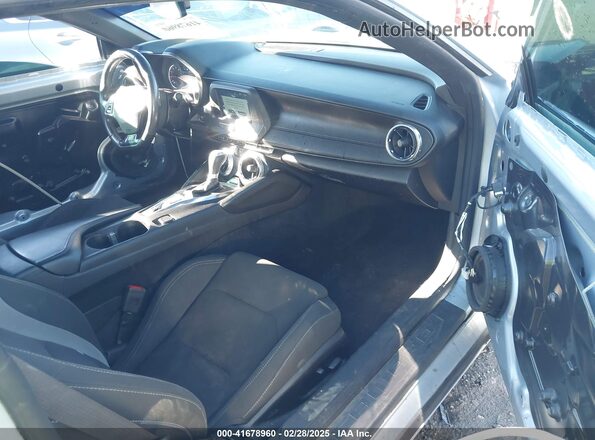 1G1FB1RX1H0153775 2017 CHEVROLET CAMARO Silver Vista interior delantera