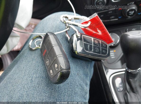 3C4NJDBB4MT578491 2021 JEEP COMPASS Black Вид панелі приладів