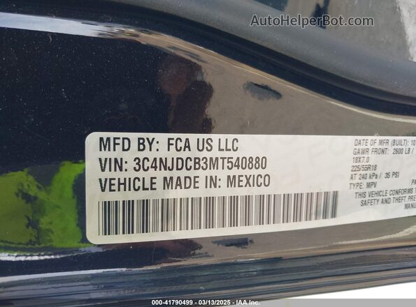 3C4NJDCB3MT540880 2021 JEEP COMPASS Black Widok komory silnika
