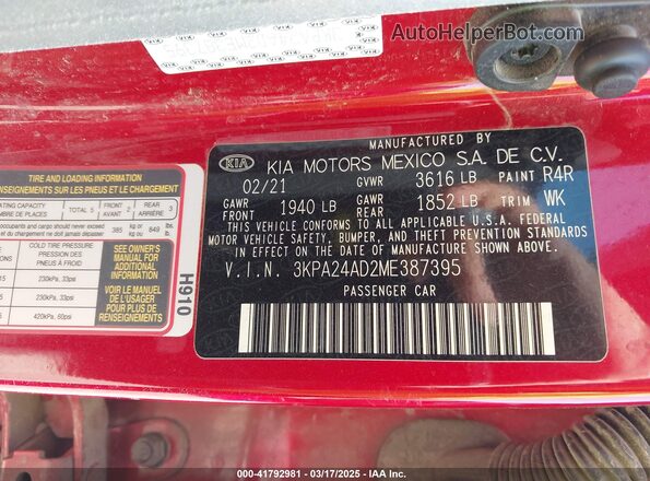 3KPA24AD2ME387395 2021 KIA RIO Red Widok komory silnika
