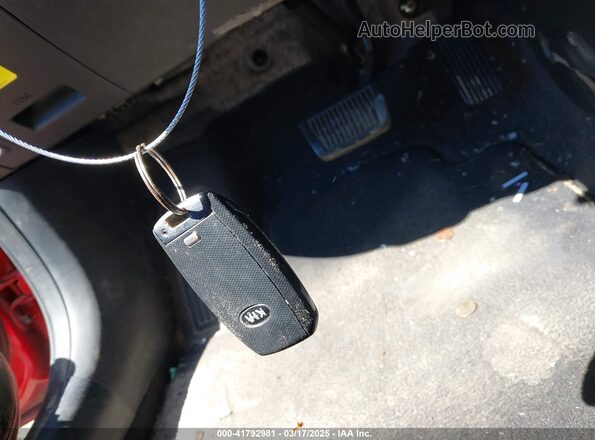 3KPA24AD2ME387395 2021 KIA RIO Red Widok deski rozdzielczej