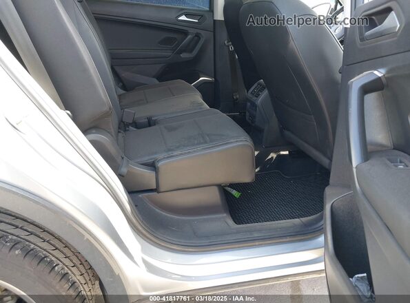 3VV3B7AX2MM013607 2021 VOLKSWAGEN TIGUAN Gray Vista de la etiqueta del VIN