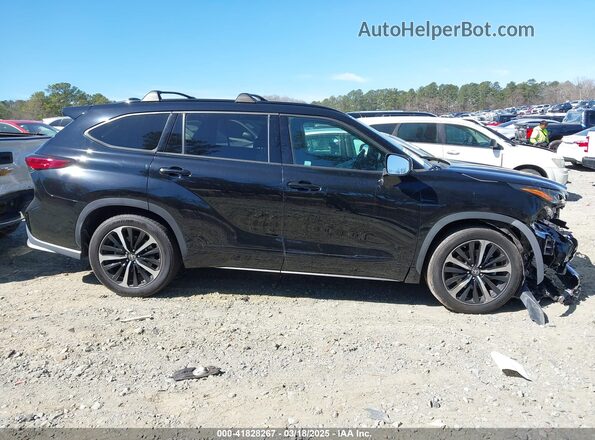 5TDJZRAH7MS031865 2021 TOYOTA HIGHLANDER Black Вид задньої частини салону