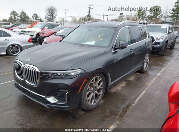5UXCW2C04M9D99050 2021 BMW X7 Black წინა მარცხენა ხედი სამი მეოთხედიდან