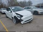 2023 Tesla Model Y Awd/long Range Dual Motor All-wheel Drive Белый vin: 7SAYGAEE2PF642162