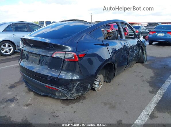 7SAYGDEEXRF993258 2024 TESLA MODEL Y Black უკანა მარჯვენა