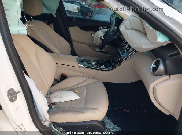 W1KWF8DB6LR574594 2020 MERCEDES-BENZ C Белый Вид салона спереди