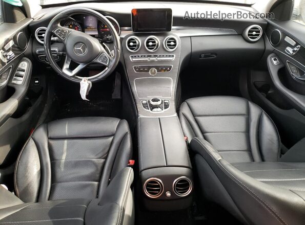 55SWF4KBXHU198919 2017 MERCEDES-BENZ C Silver Vista del salpicadero
