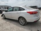 2018 Ford Focus Se Серебряный vin: 1FADP3FE2JL302719