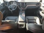 2021 Volvo Xc60 T5 Momentum Белый vin: YV4102RK2M1877347