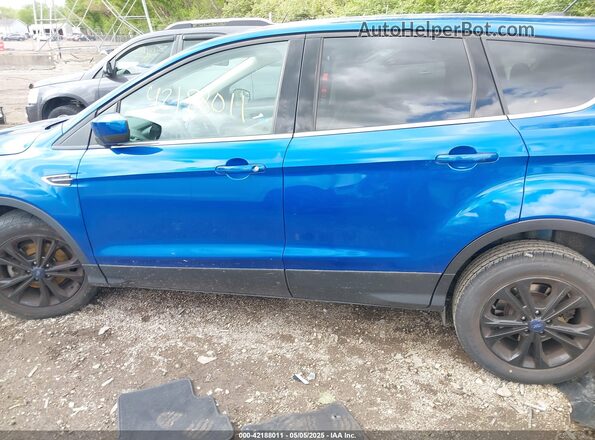 1FMCU0GD9HUE04490 2017 FORD ESCAPE Синий Панорамный вид салона 360°