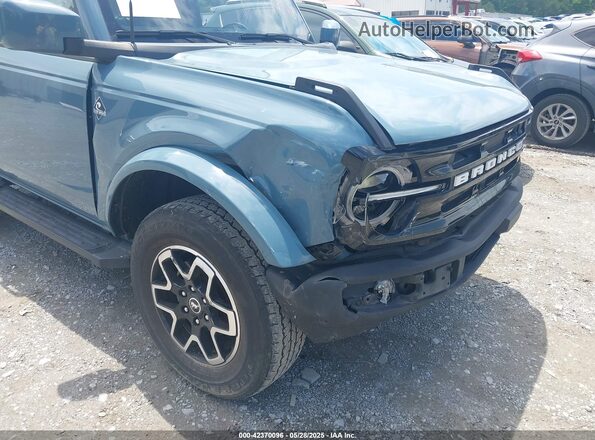 1FMDE5CH5MLA60759 2021 FORD BRONCO Light Blue Вид спереди