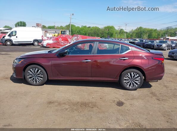 1N4BL4DW0RN419977 2024 NISSAN ALTIMA Burgundy 360 interior view