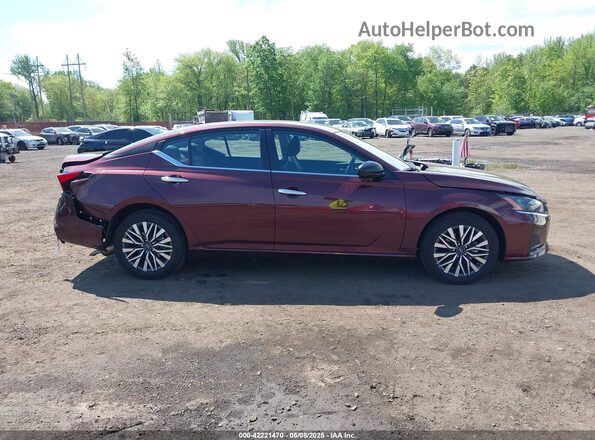1N4BL4DW0RN419977 2024 NISSAN ALTIMA Burgundy Rear interior view