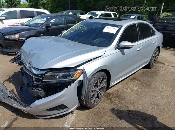 1VWSA7A32MC002440 2021 VOLKSWAGEN PASSAT Silver Vista tres cuartos delantera izquierda