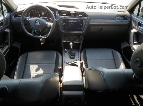 3VV3B7AX5MM056841 2021 VOLKSWAGEN TIGUAN Серый Вид панели приборов