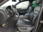 2017 Volkswagen Touareg Wolfsburg Черный vin: WVGRF7BP4HD002570