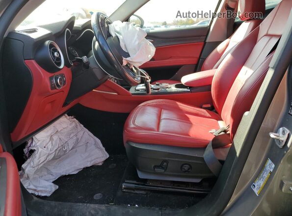 ZASPAKAN4M7D18791 2021 ALFA ROMEO STELVIO Серый Вид салона спереди