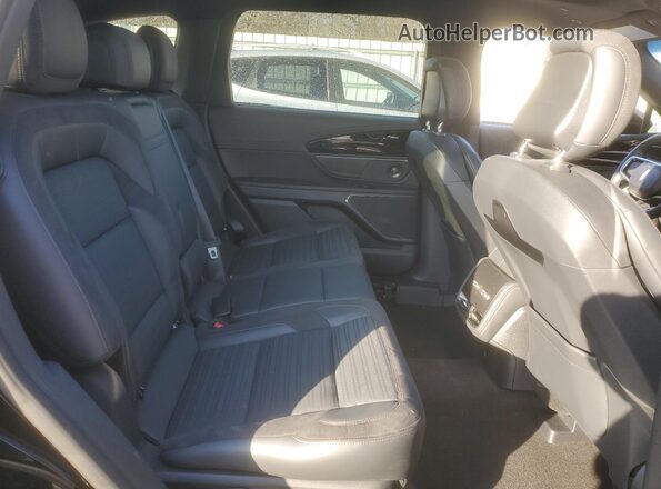5LMPJ8KAXRJ853909 2024 LINCOLN NAUTILUS Черный Вид задней части салона