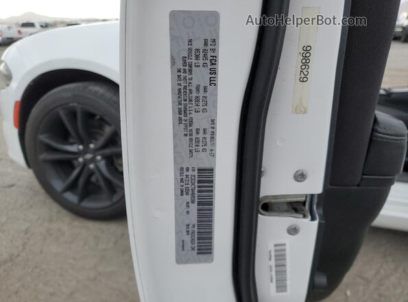 2C3CDXCT6HH609380 2017 DODGE CHARGER White Engine compartment view