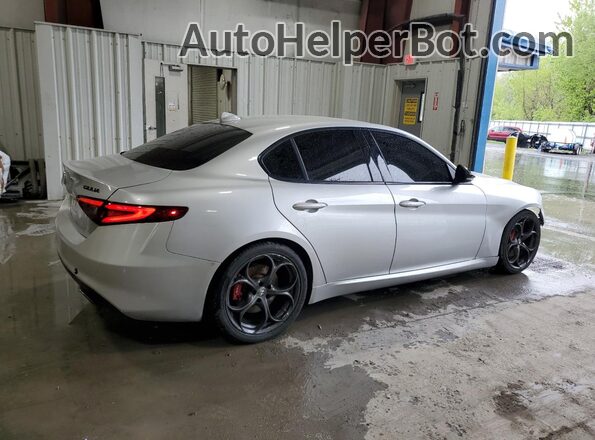 ZARFAMBN7K7602594 2019 ALFA ROMEO GIULIA Серебряный Задняя правая четверть