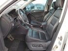 2017 Volkswagen Tiguan Sport Белый vin: WVGUV7AX0HK008456