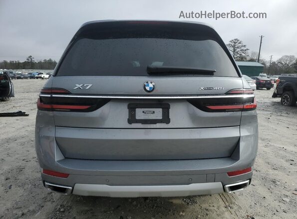 5UX23EM06R9V63276 2024 BMW X7 Gray Vista trasera