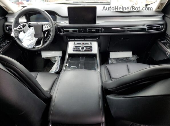 5LM5J6XC3PGL29033 2023 LINCOLN AVIATOR Черный Вид панели приборов