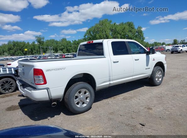 3C6UR5DLXRG322170 2024 RAM 2500 Белый Задняя правая четверть