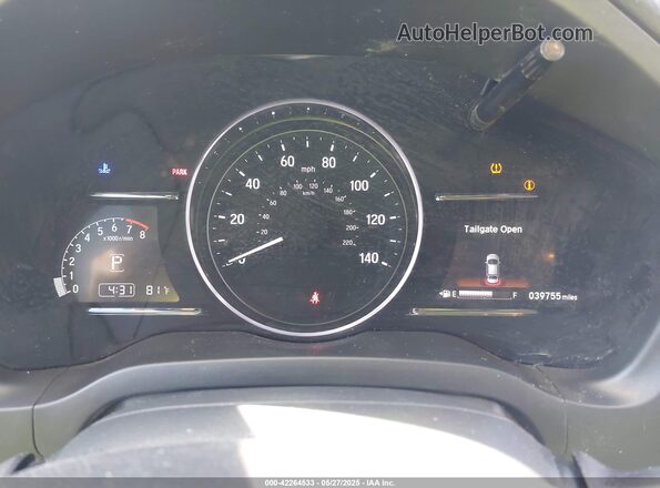 3CZRU6H52MM739043 2021 HONDA HR-V Silver Widok tylnych siedzeń