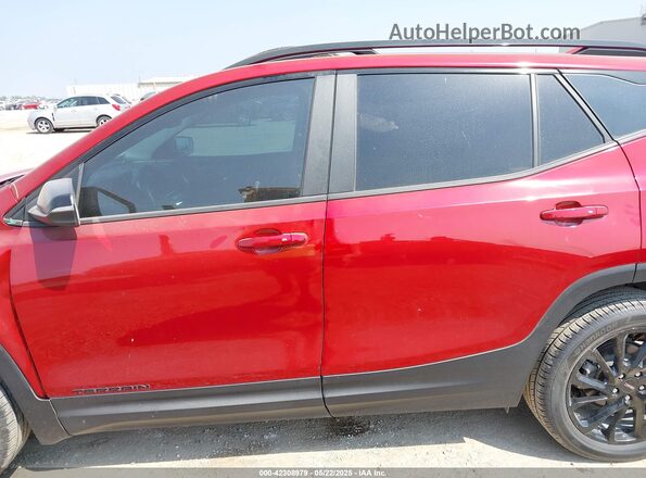 3GKALMEG9PL270421 2023 GMC TERRAIN Красный 