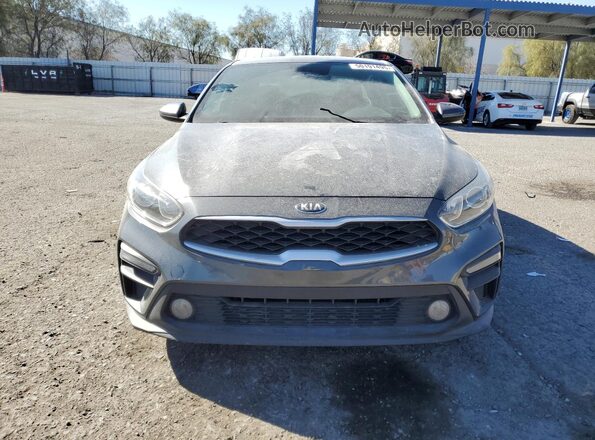 3KPF24AD7ME403970 2021 KIA FORTE Серый Вид спереди