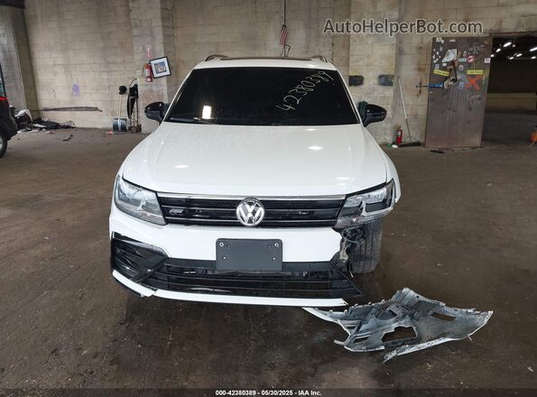 3VV2B7AX8MM050964 2021 VOLKSWAGEN TIGUAN White Widok wnętrza z tyłu