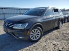 2018 Volkswagen Tiguan Se Black vin: 3VV3B7AX0JM019403