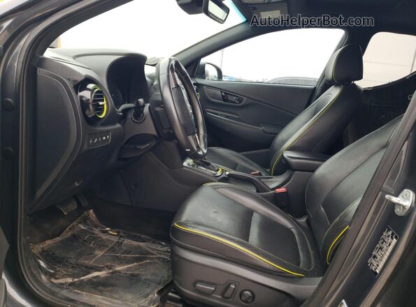 KM8K53A5XKU381496 2019 HYUNDAI KONA Серый Вид салона спереди