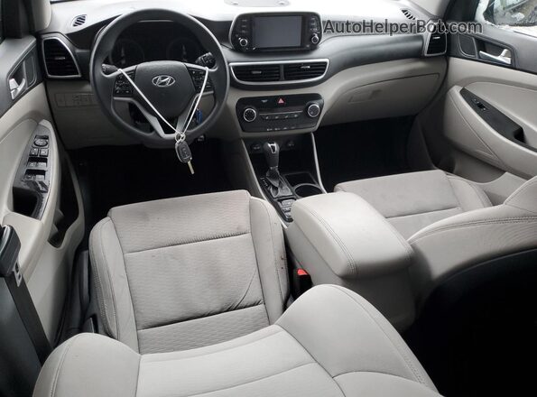 KM8J2CA42LU248020 2020 HYUNDAI TUCSON Черный Вид панели приборов