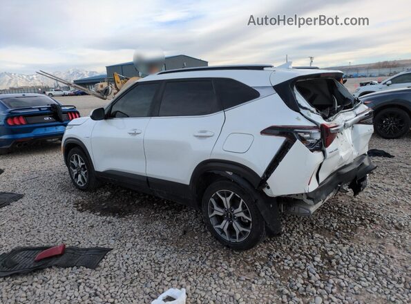 KNDERCAA4M7166135 2021 KIA SELTOS Белый Задняя левая четверть