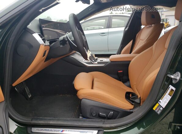 WBY33AW00RFS09877 2024 BMW I4 Green წინა სალონის ხედი