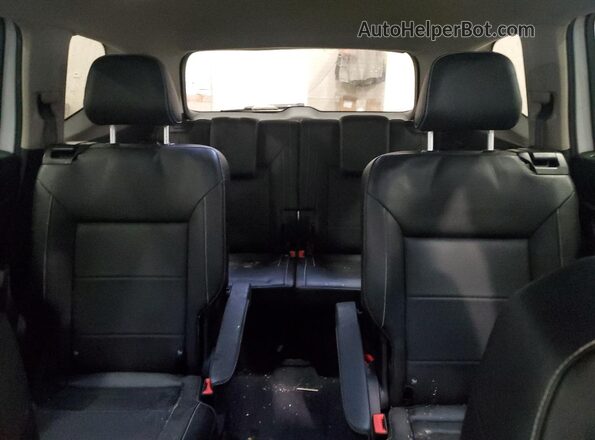 1V2BR2CA5MC541336 2021 VOLKSWAGEN ATLAS White Widok tylnych siedzeń