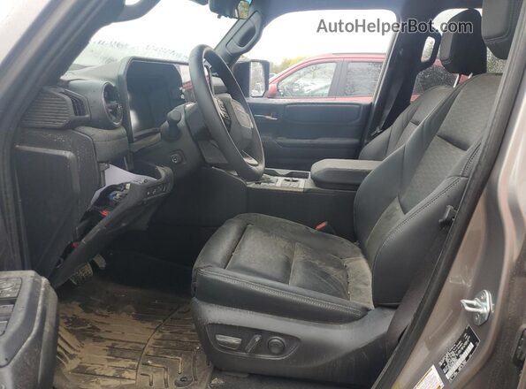 JTEABFAJXR5007834 2024 TOYOTA LAND Бежевый Вид салона спереди