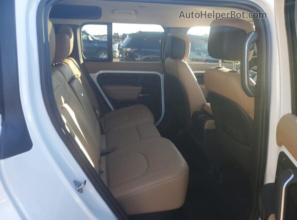 SALEJ7EX7S2368905 2025 LAND ROVER DEFENDER Белый Вид задней части салона